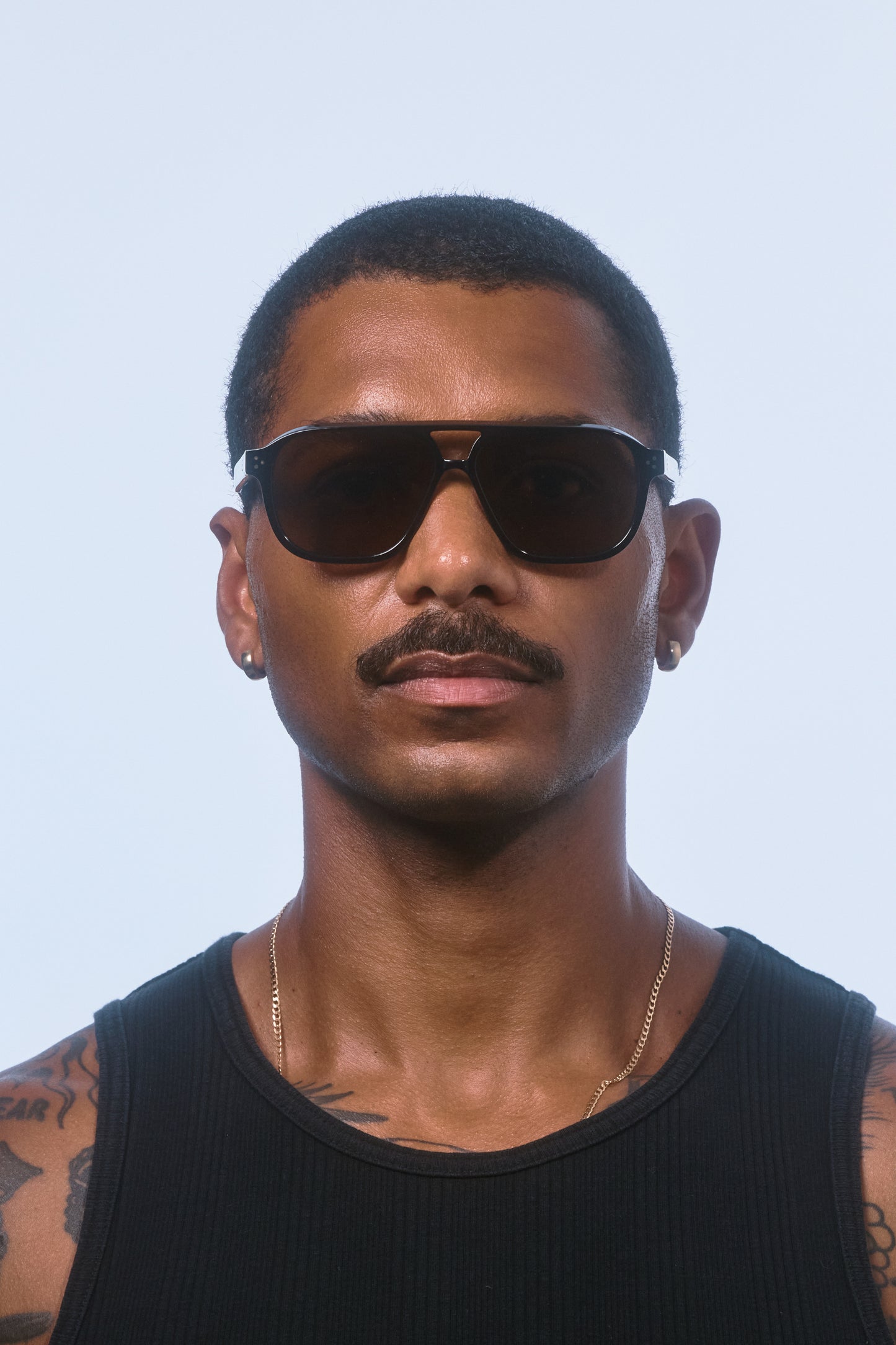 Remi - Black