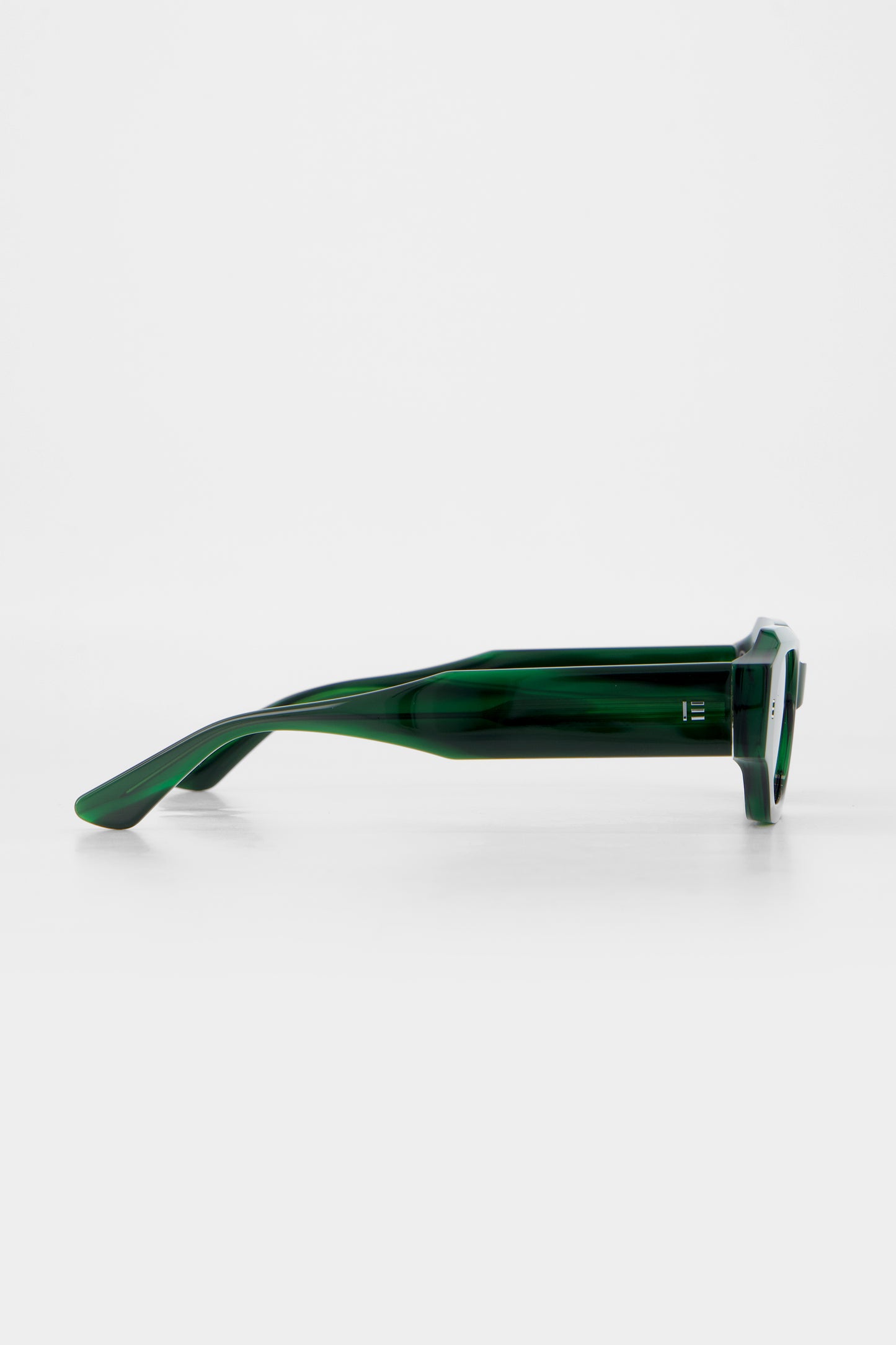 Isle of Eden Blake emerald sunglasses, side profile view showing temple length and hinge detail