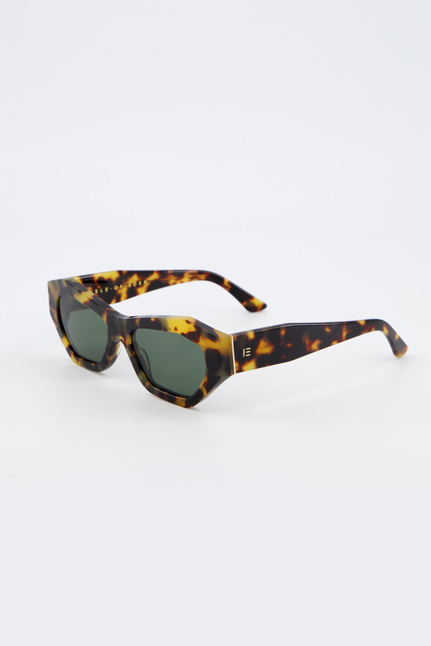 Isle of Eden Emily tortoise sunglasses, three-quarter angle showing angular cat-eye frame