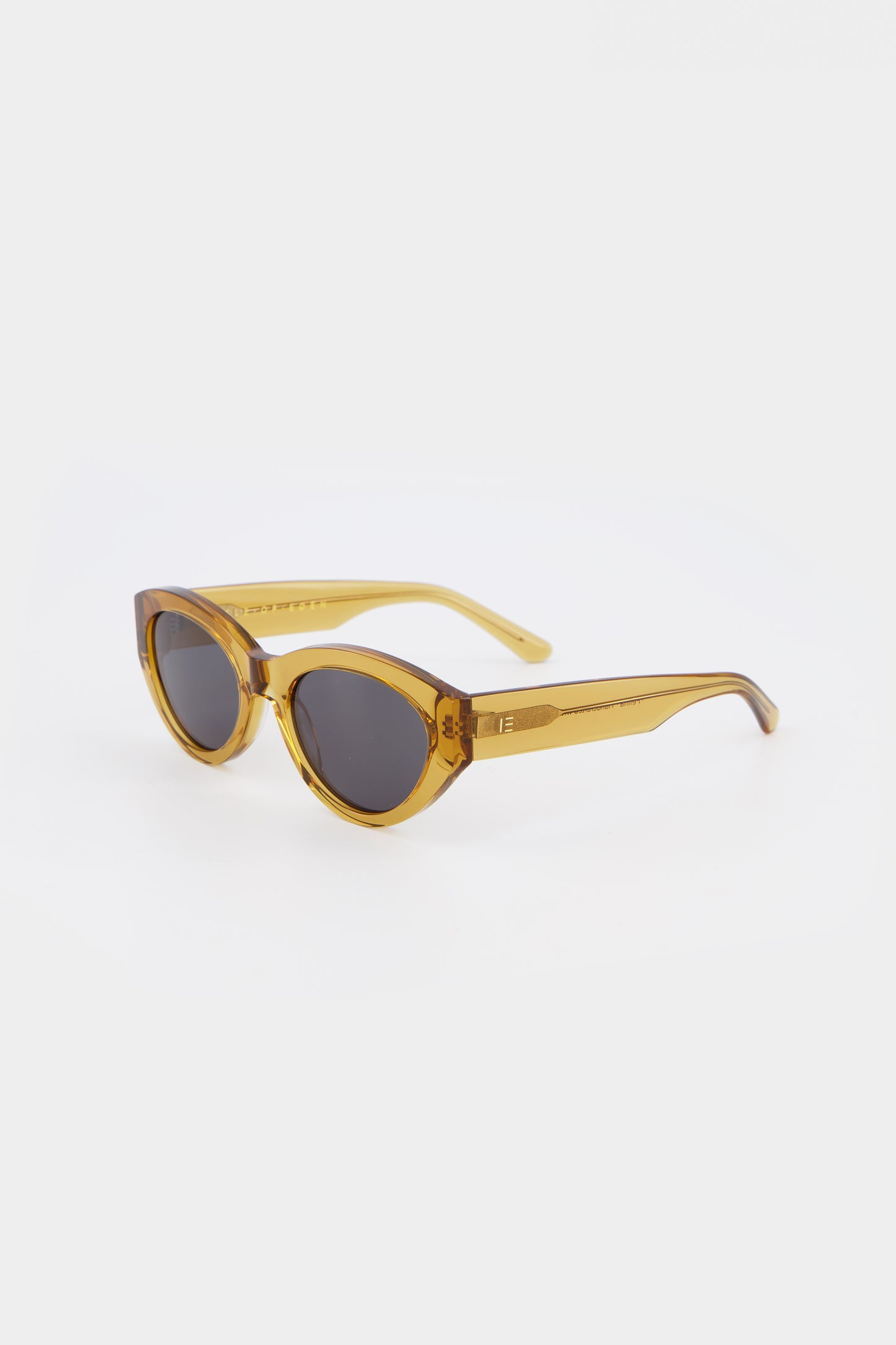 Isle of Eden Felina cognac sunglasses, three-quarter angle showing cat-eye frame