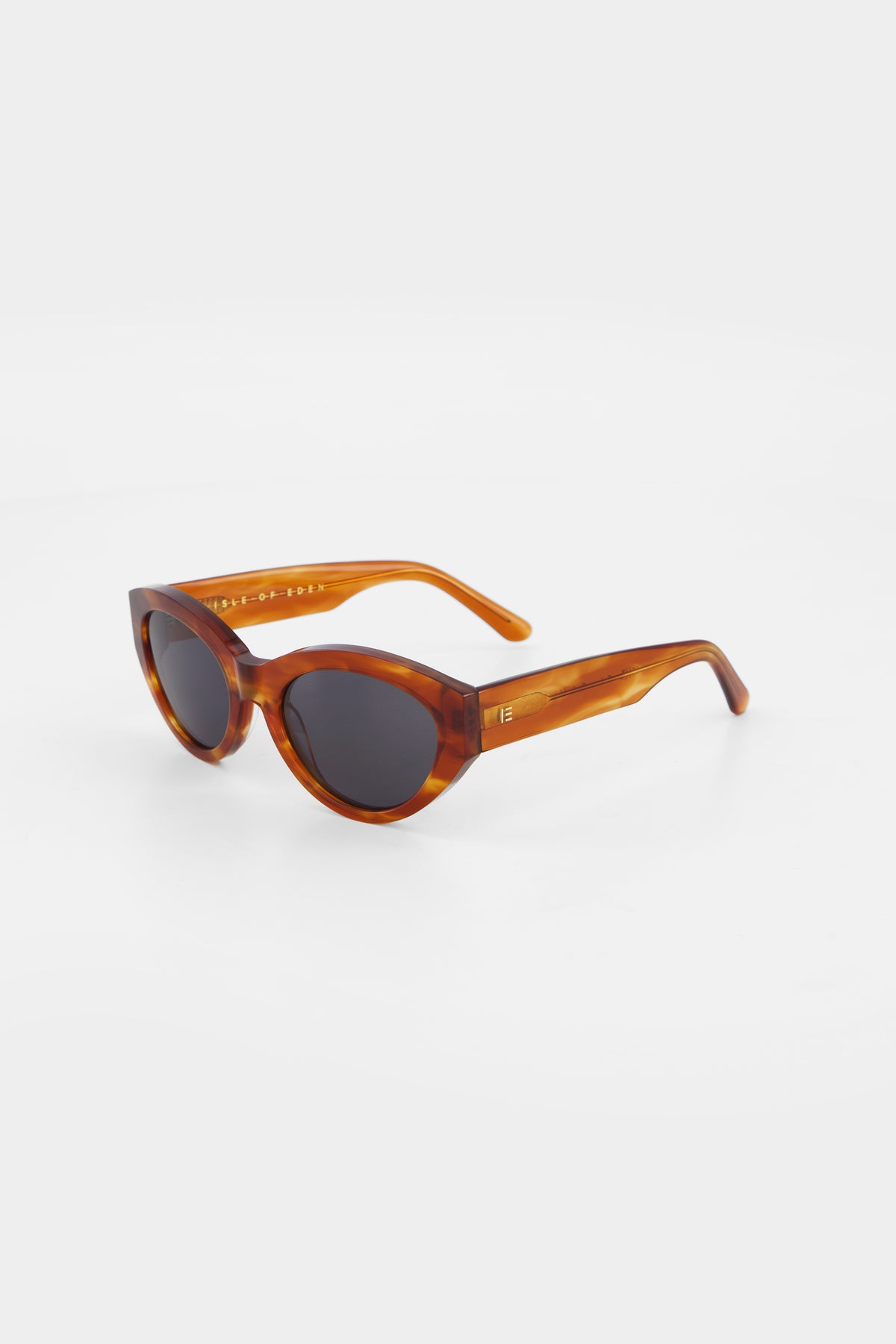 Isle of Eden Felina whisky tortoise sunglasses, three-quarter angle showing cat-eye frame