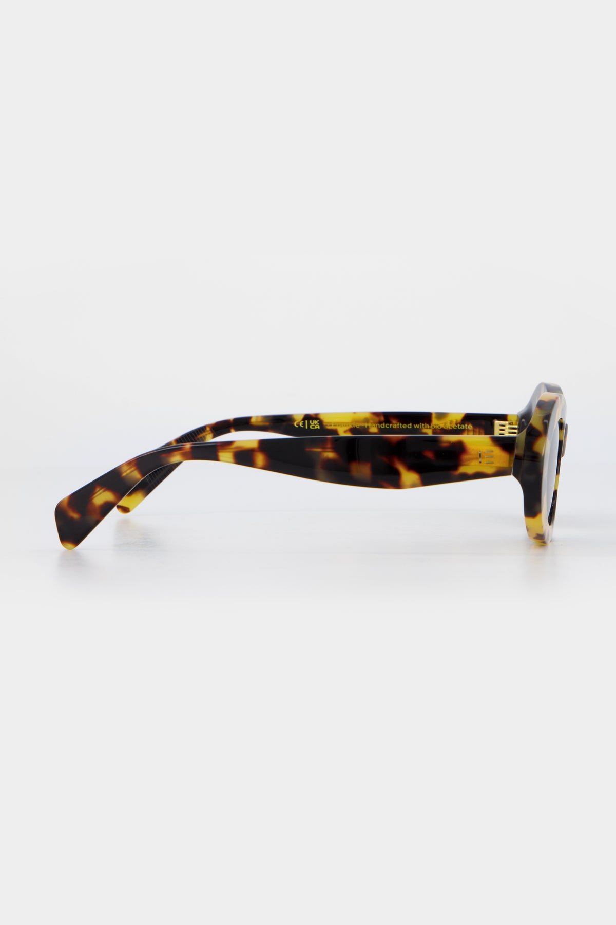 Isle of Eden Frankie tortoise sunglasses, side profile view showing temple length and hinge detail