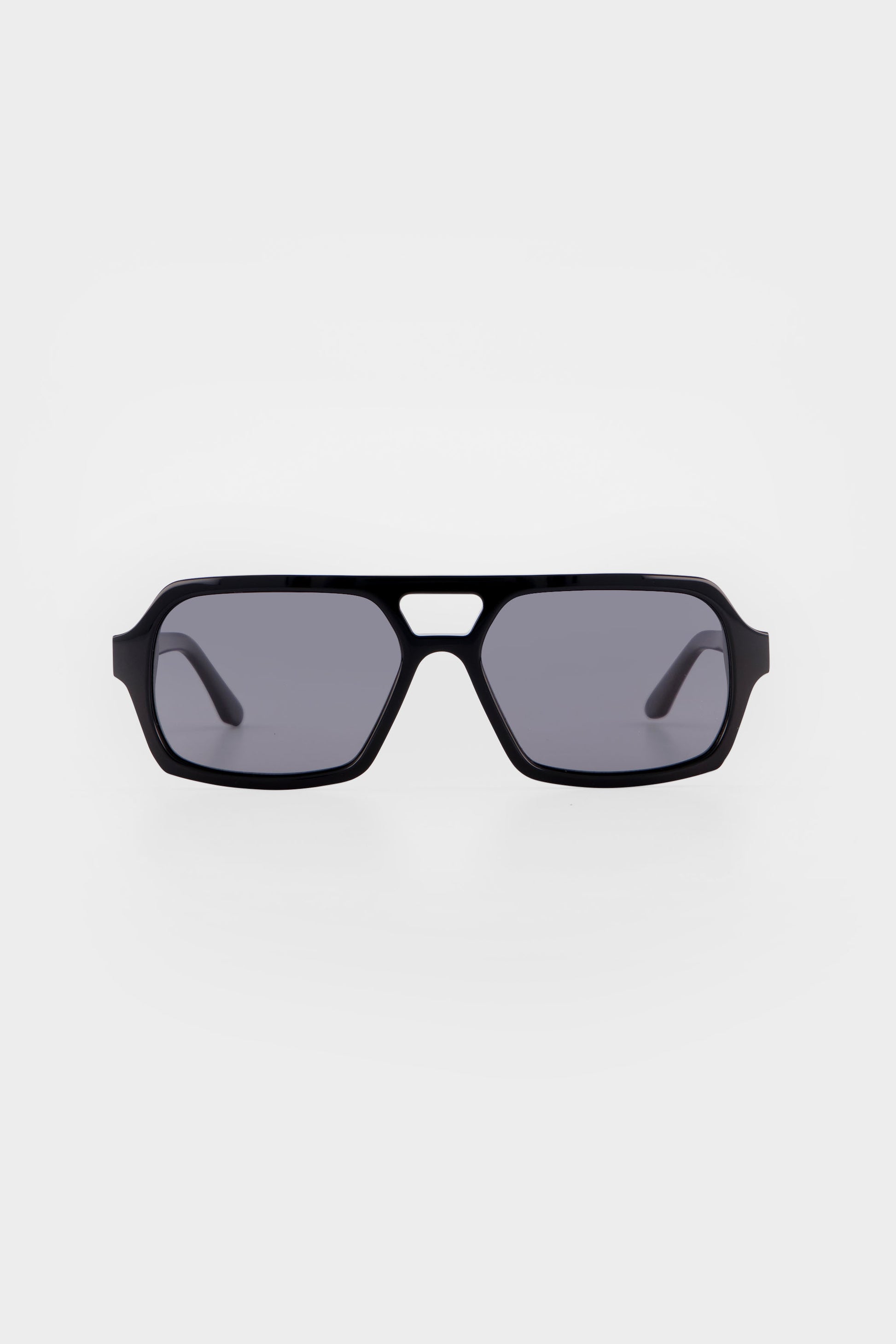 Isle of Eden Lola black sunglasses, front view showing aviator frame and dark lenses