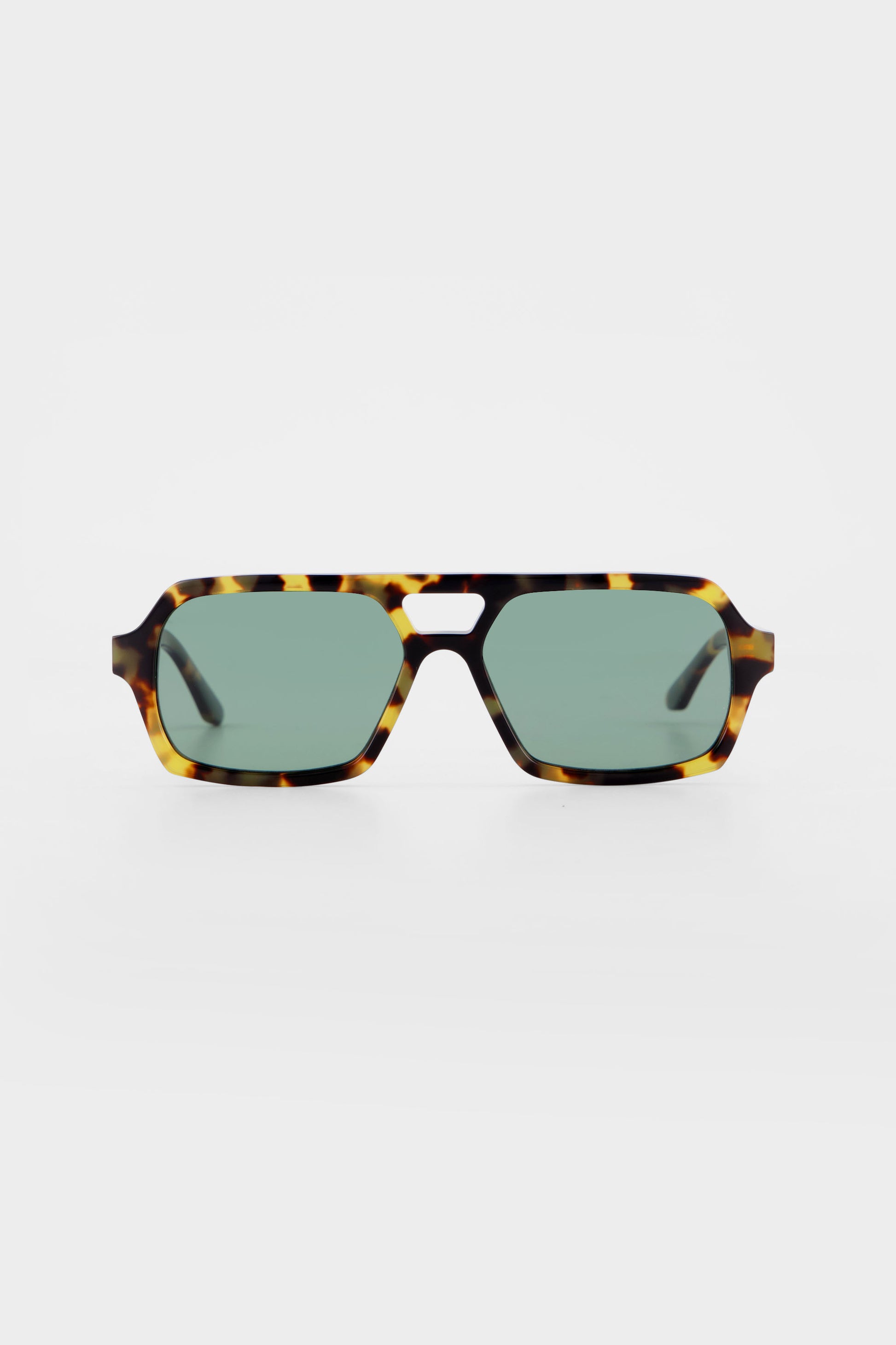 Isle of Eden Lola tortoise sunglasses, front view showing aviator frame and green lenses