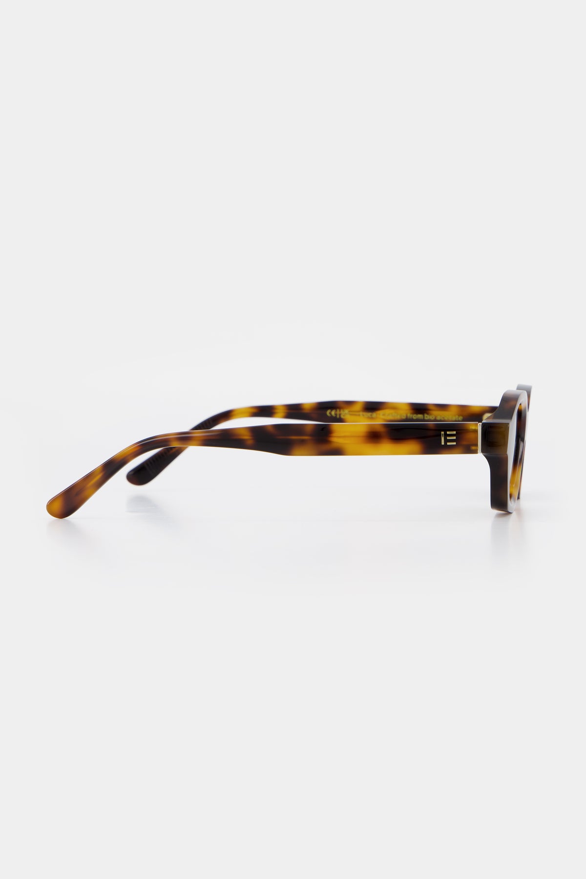 Isle of Eden Luca tortoise sunglasses, side profile view showing temple length and hinge detail