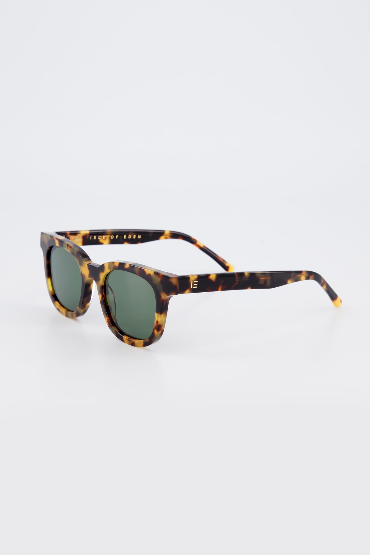Isle of Eden Eugene tortoise sunglasses, three-quarter angle showing flat brow square frame